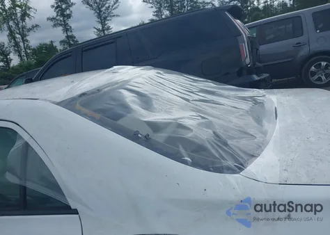 2010 Toyota Corolla z USA, uszkodzony, nr VIN 1NXBU4EE5AZ212570